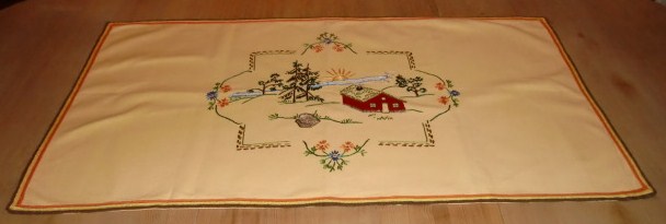 M698M Easter decorative tablecloth