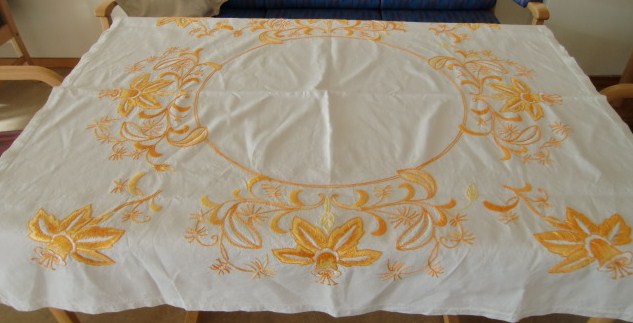 M688M 1920 or older embroidered linen tablecloth